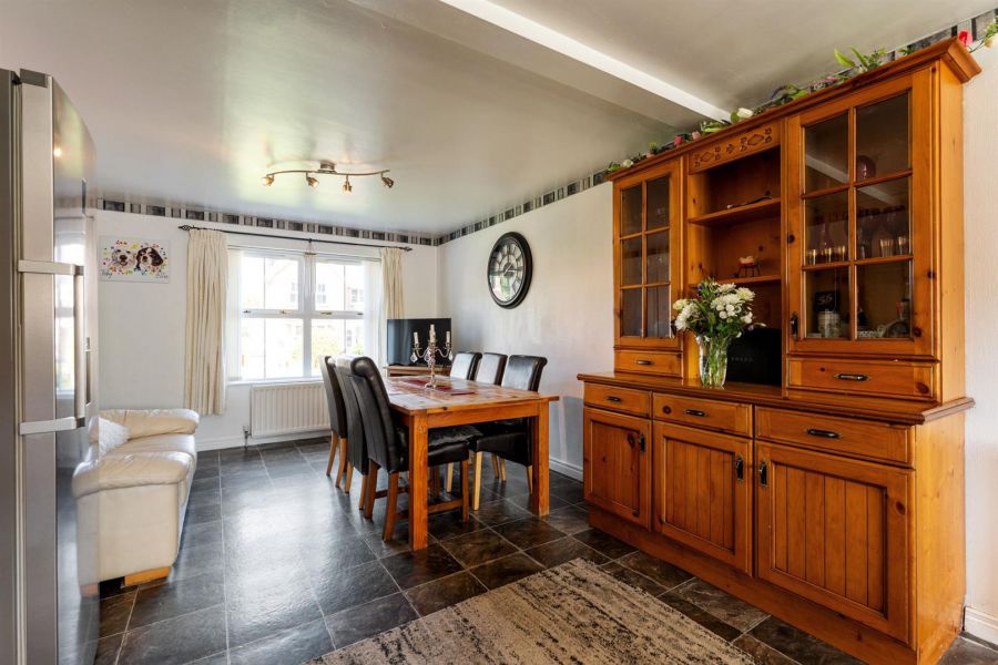 62 Lord Wardens Hollow