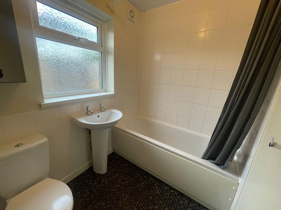 12 Beechwood Gardens