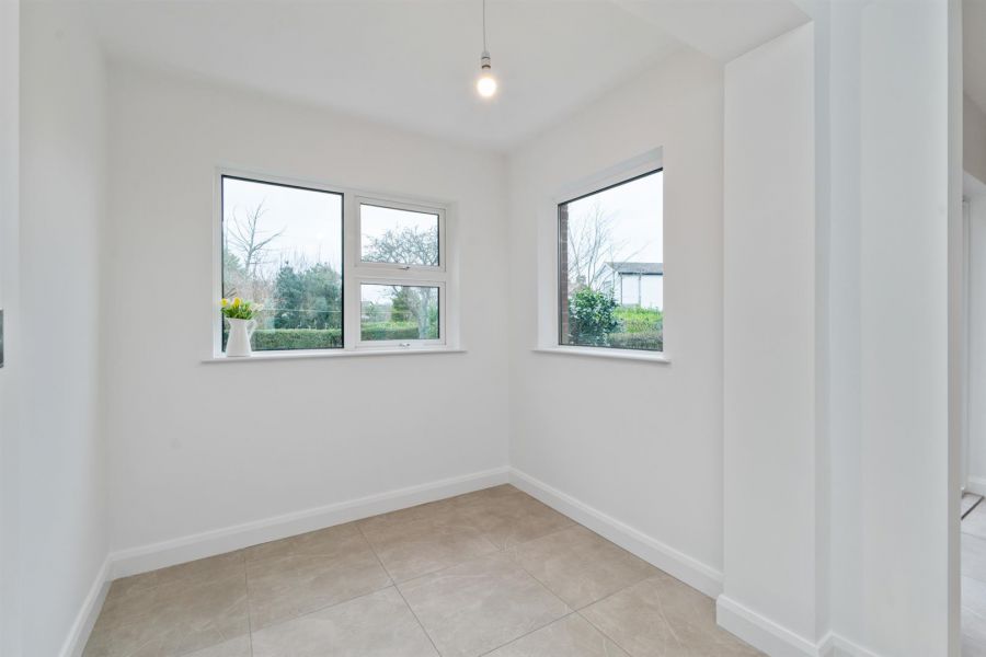 4 Chippendale Avenue