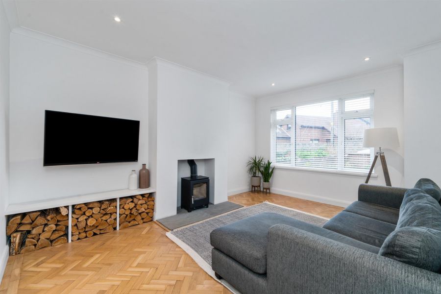 4 Chippendale Avenue