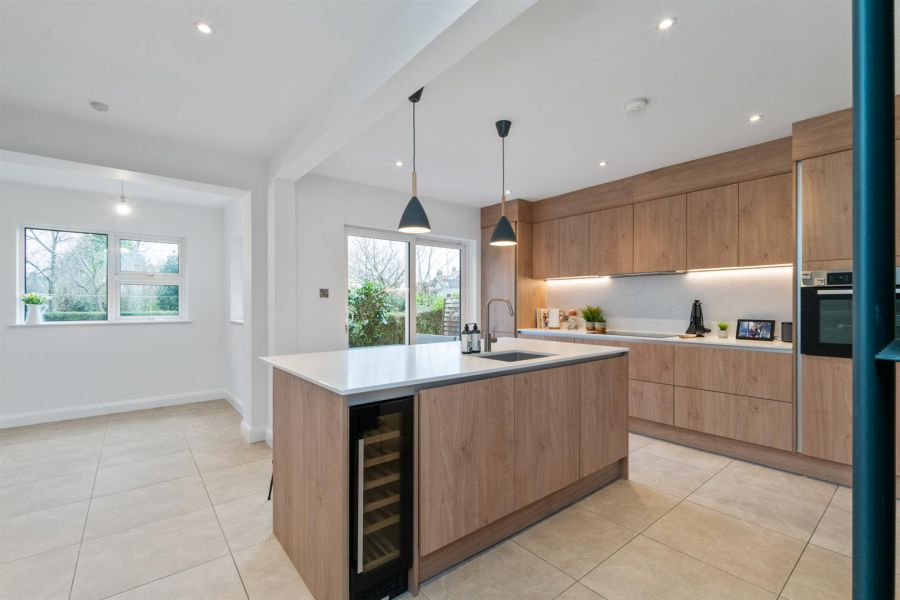 4 Chippendale Avenue