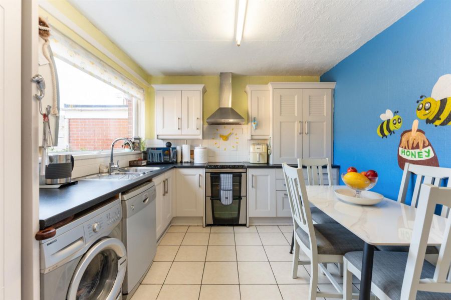 1 Silverbirch Gardens