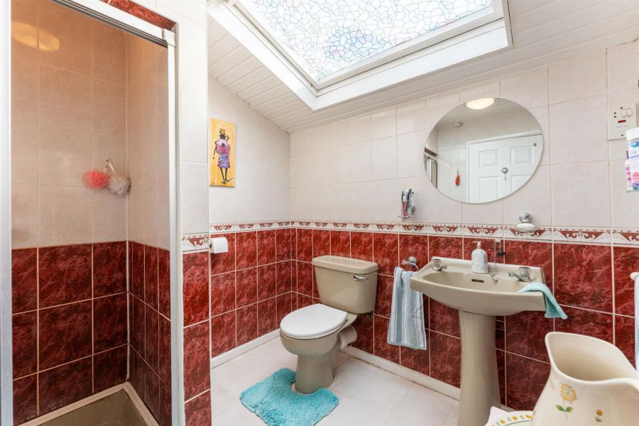 1 Silverbirch Gardens