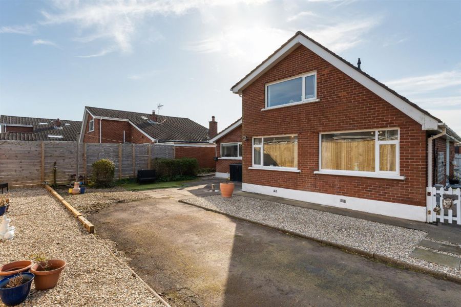 1 Silverbirch Gardens