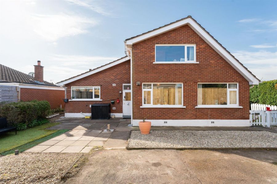 1 Silverbirch Gardens