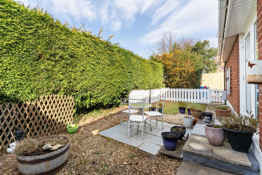 1 Silverbirch Gardens