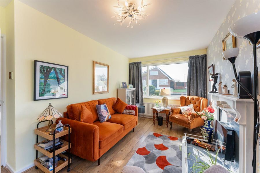 1 Silverbirch Gardens