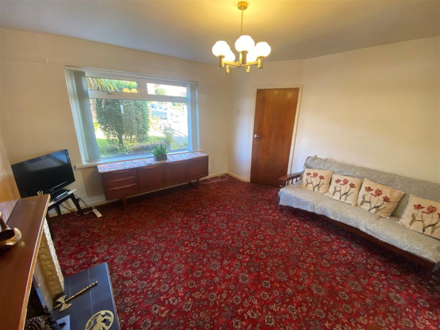 15 Silverstream Gardens