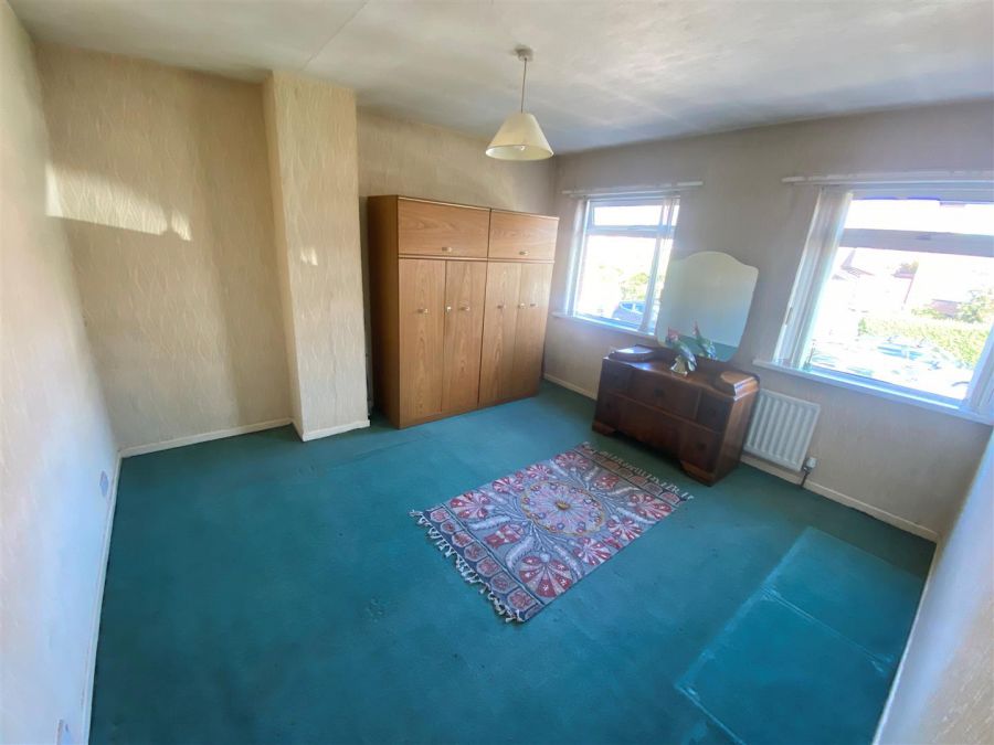 15 Silverstream Gardens
