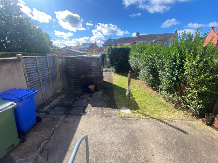 15 Silverstream Gardens