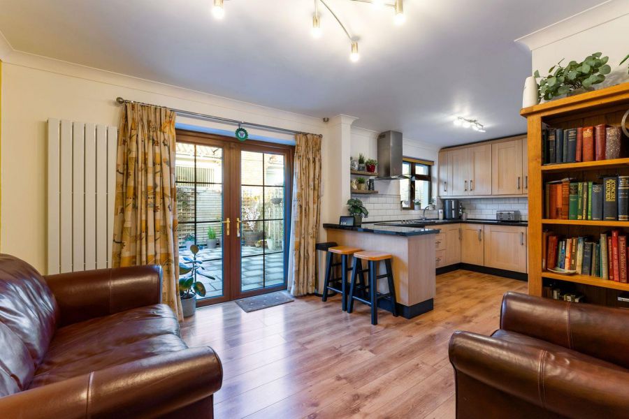 2 Morston Park