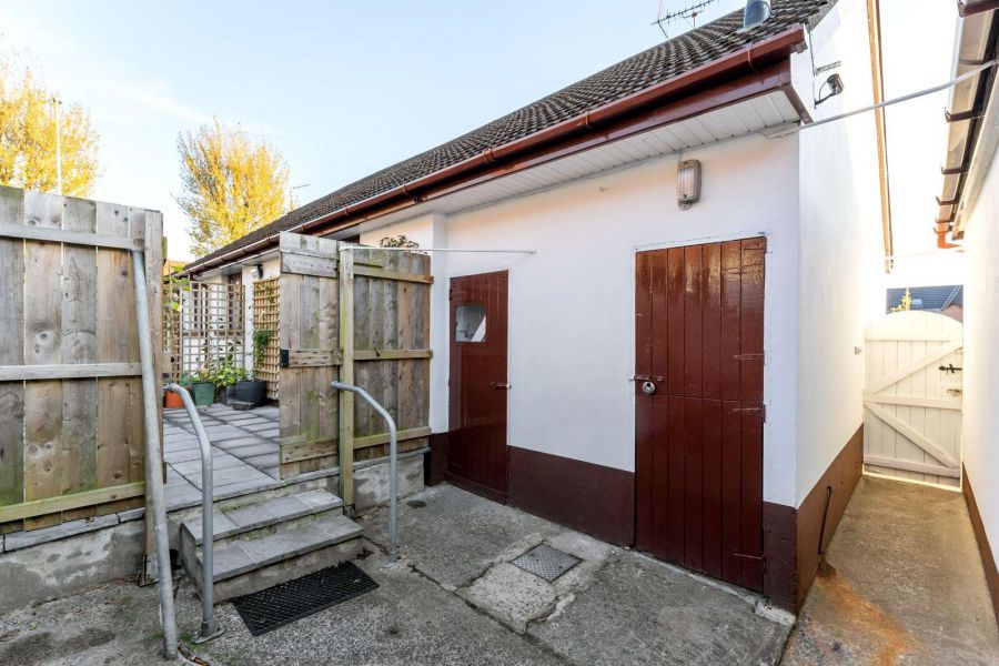 2 Morston Park