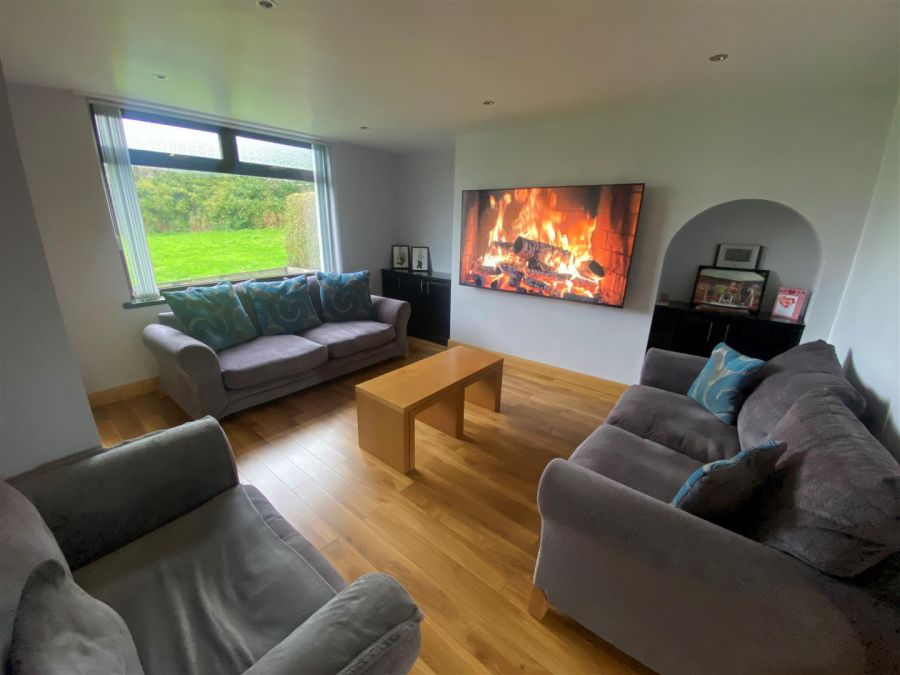 24 Ballywalter Gardens