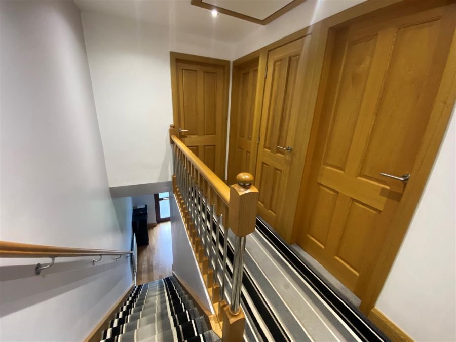 24 Ballywalter Gardens