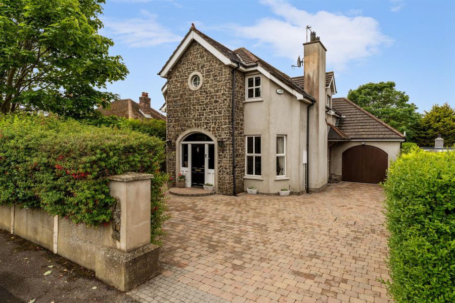 18 Ashley Gardens
