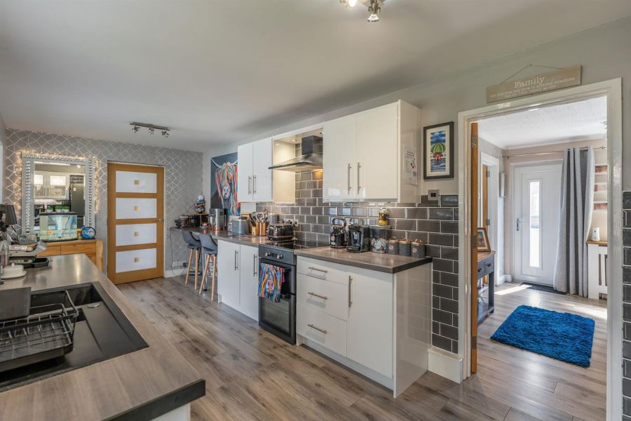 10 Cloverhill Court