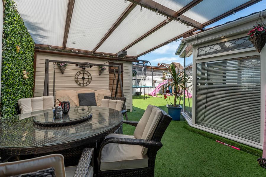 10 Cloverhill Court