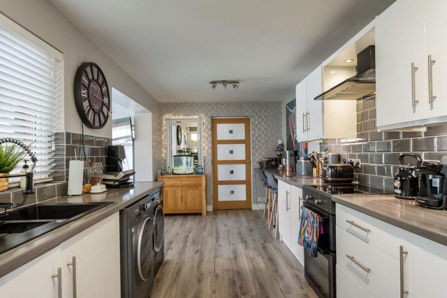 10 Cloverhill Court