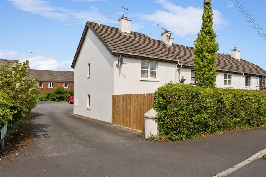 2 Church View Cottages