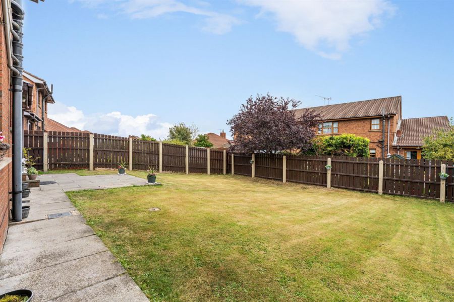 33 Lord Wardens Grange