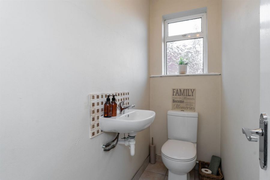 5 Ardmore Gardens