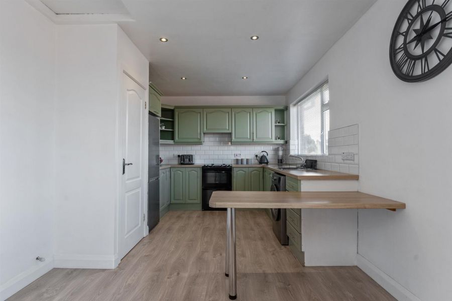 5 Ardmore Gardens