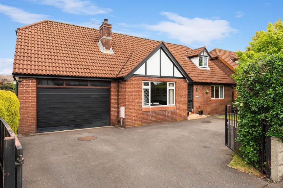 17 Dellmount Drive
