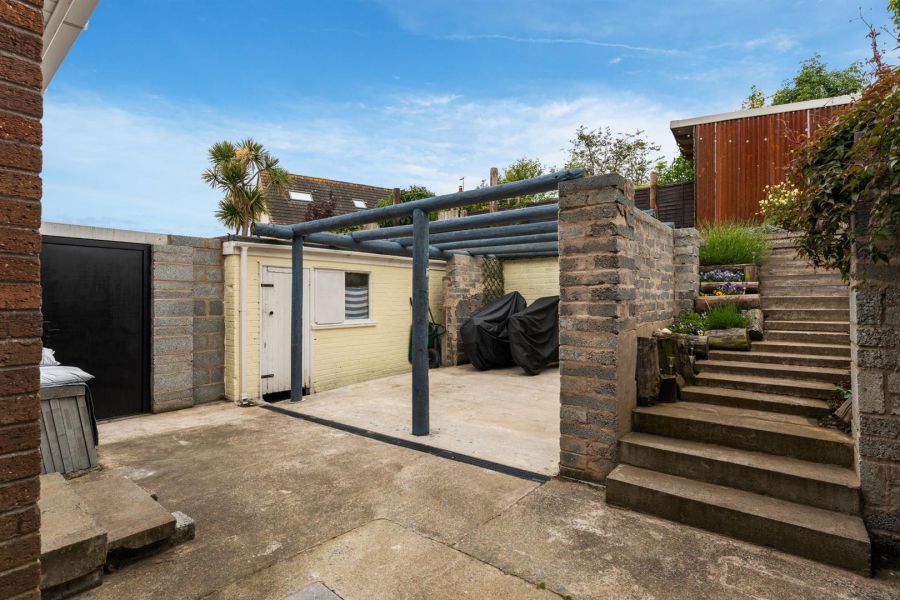 37 Sherwood Road