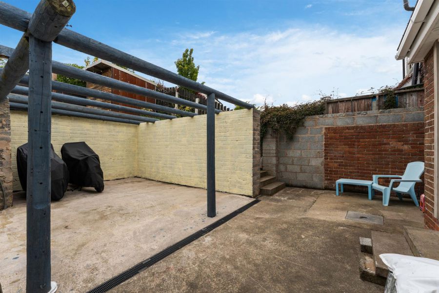 37 Sherwood Road