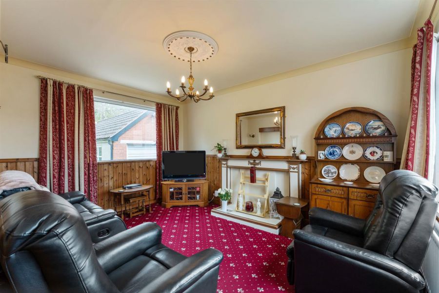 77 Abbey Park