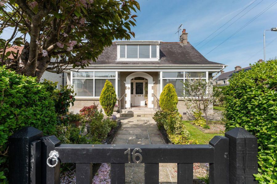 16 Osborne Drive