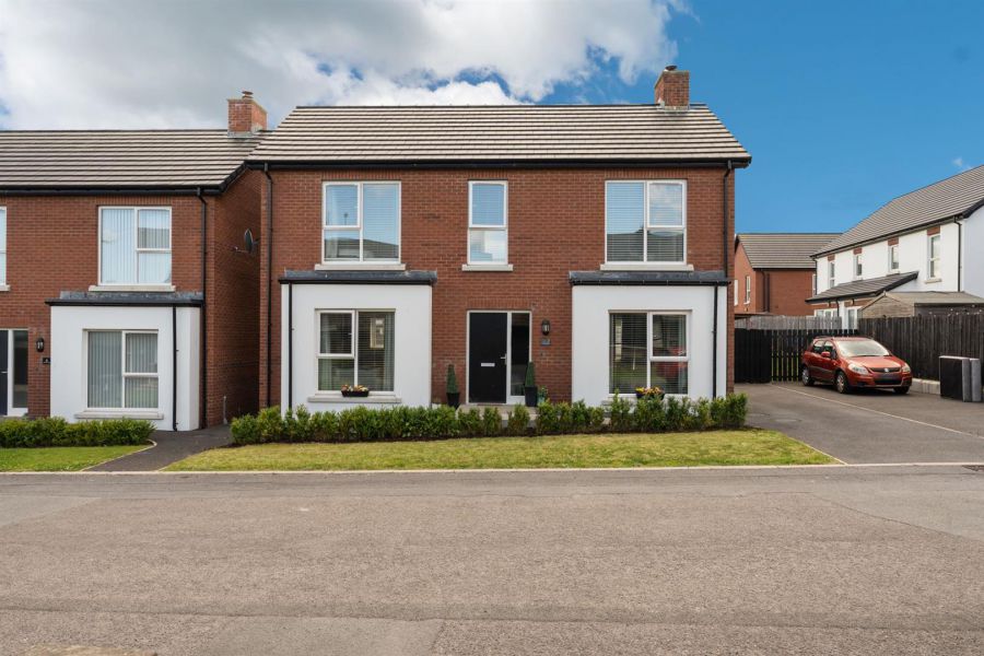 7 Balmoral Dale