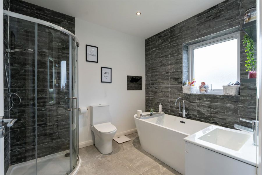 7 Balmoral Dale