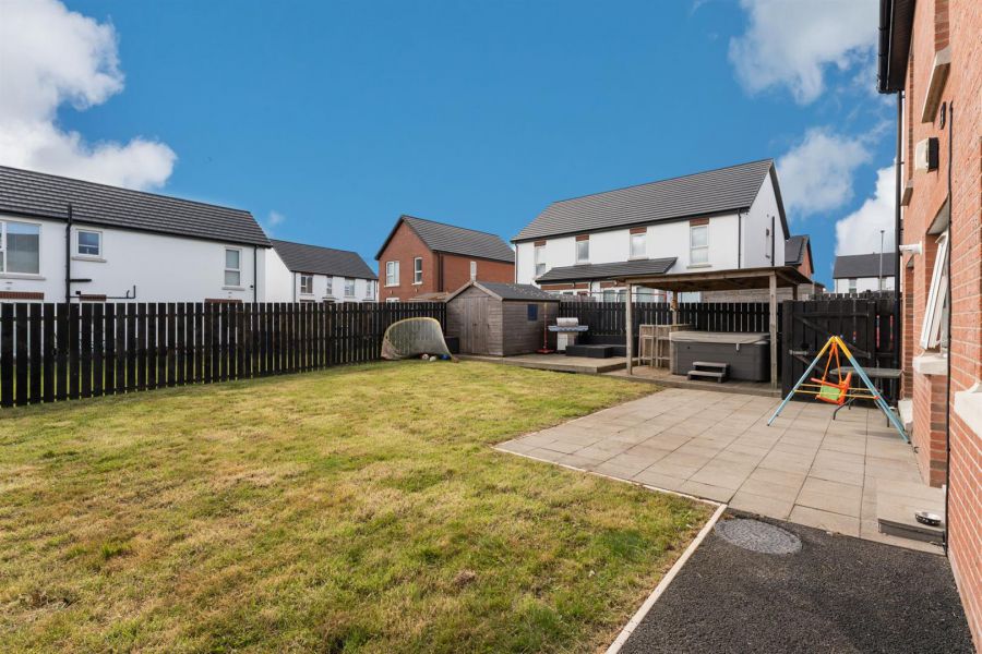 7 Balmoral Dale