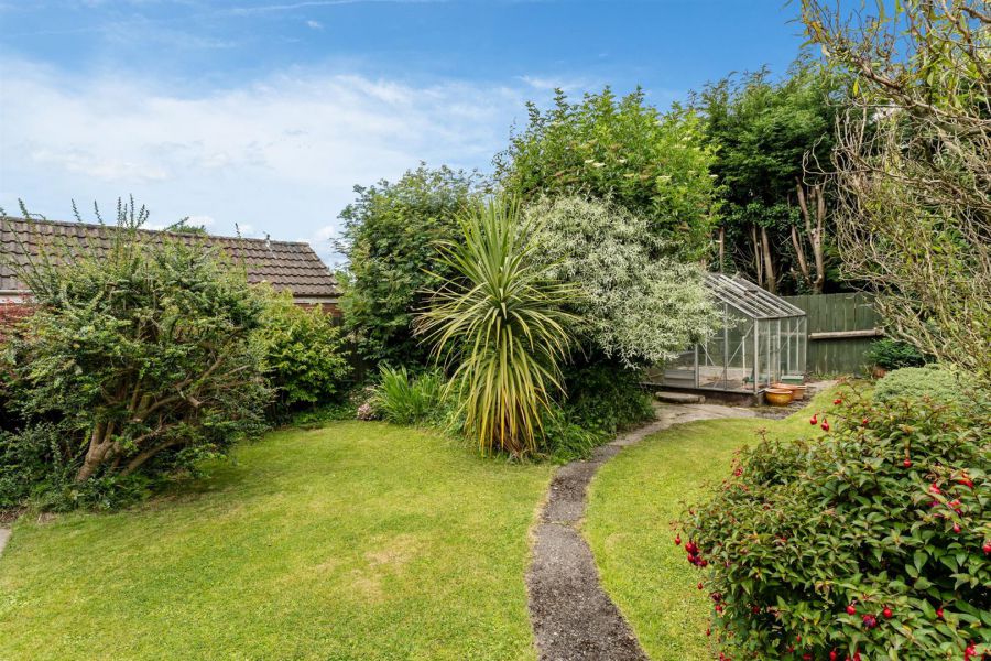 9 Ashbury Road