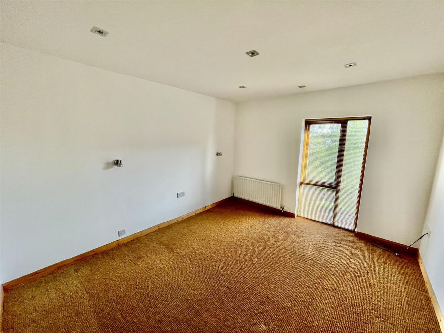 83c Shaftesbury Road