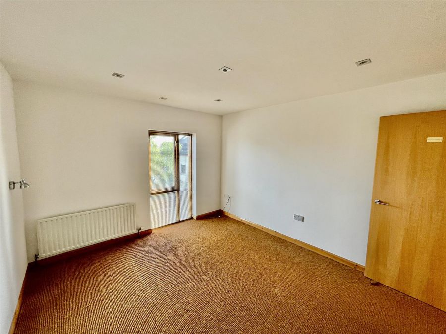 83c Shaftesbury Road