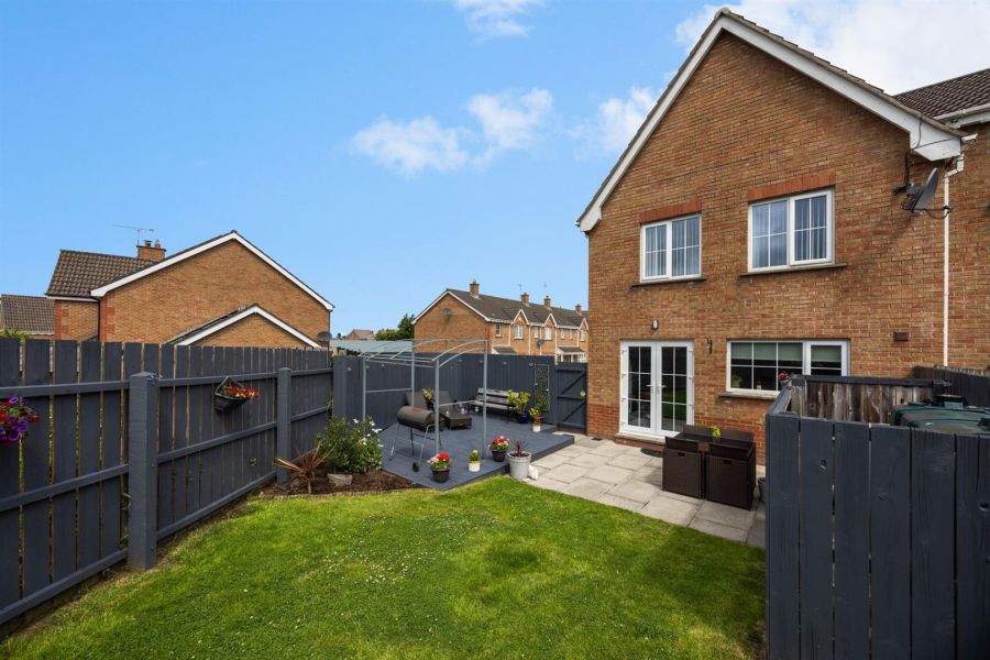 49 Lord Wardens Court