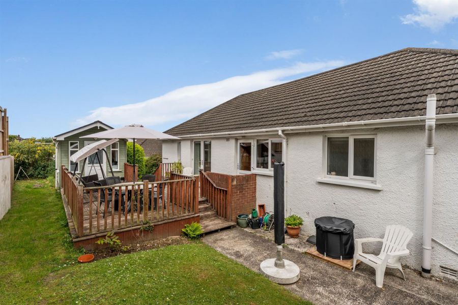 1 Morston Park