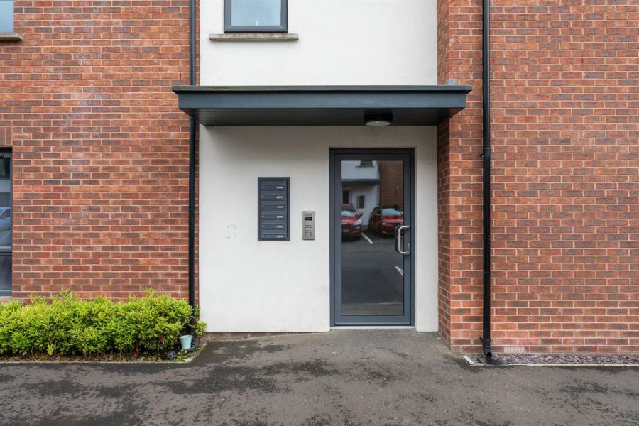 Apt, 55 Cotton Hall, Faulkner Road
