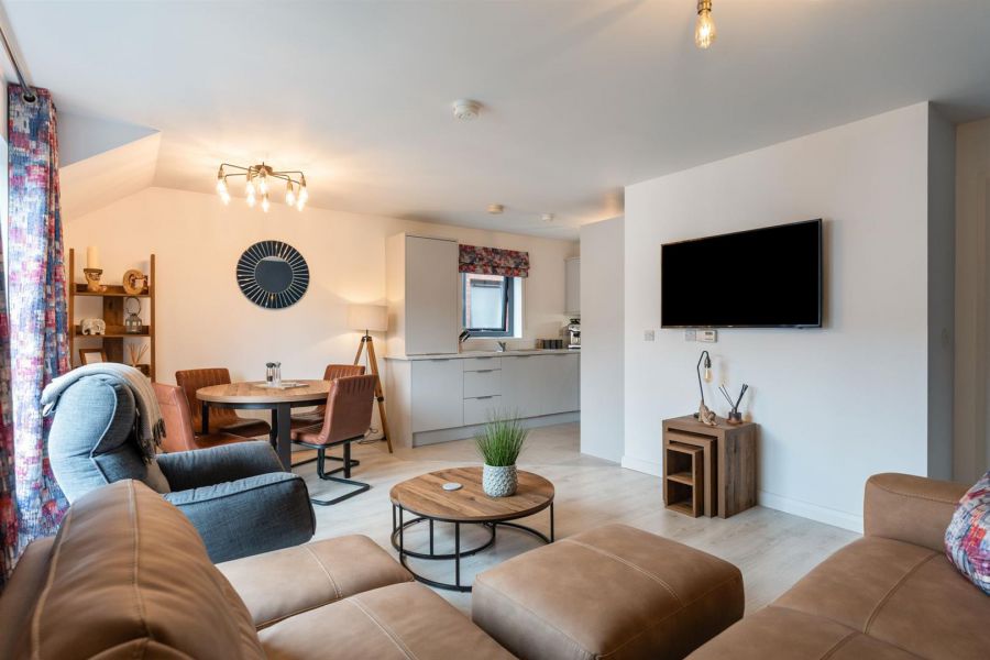 Apt, 55 Cotton Hall, Faulkner Road
