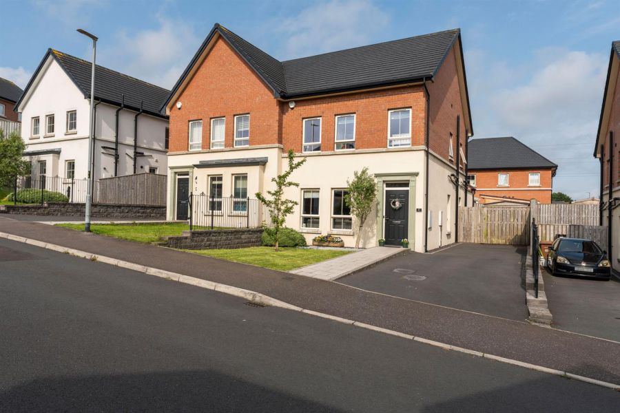 41 Lynn Hall Lane