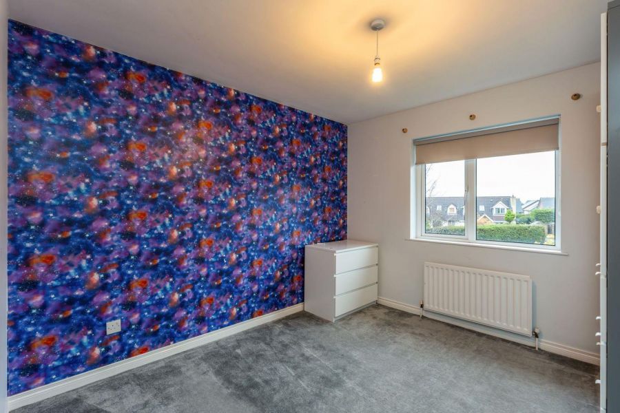 18 Lord Wardens Green