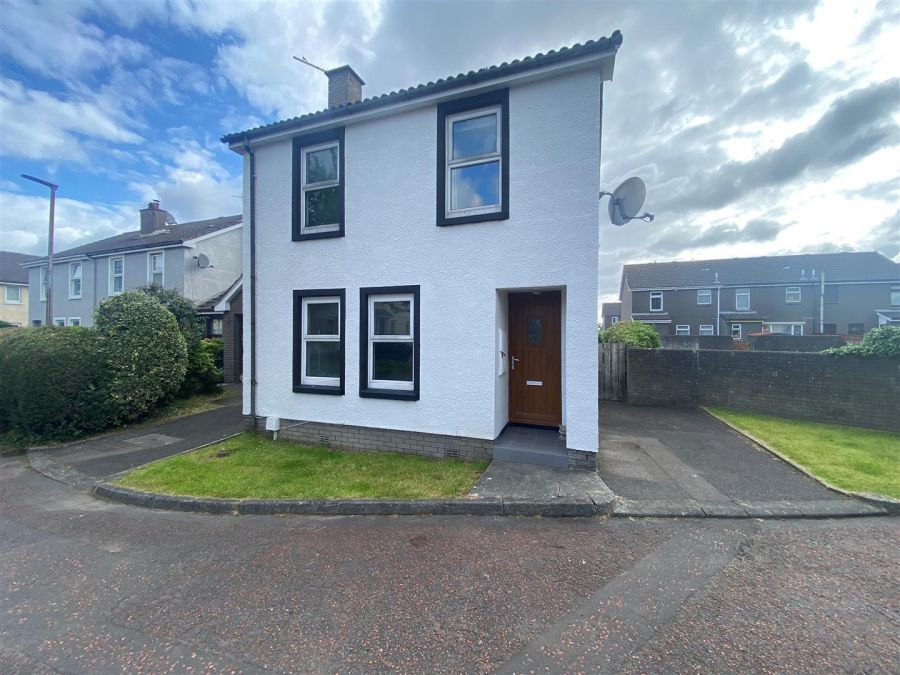 16 Crochan Court