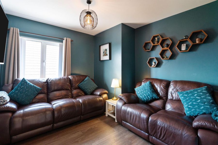 9 Silverbirch Park