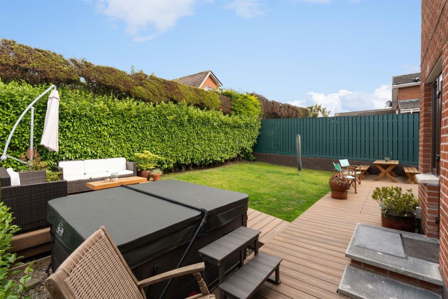 9 Silverbirch Park