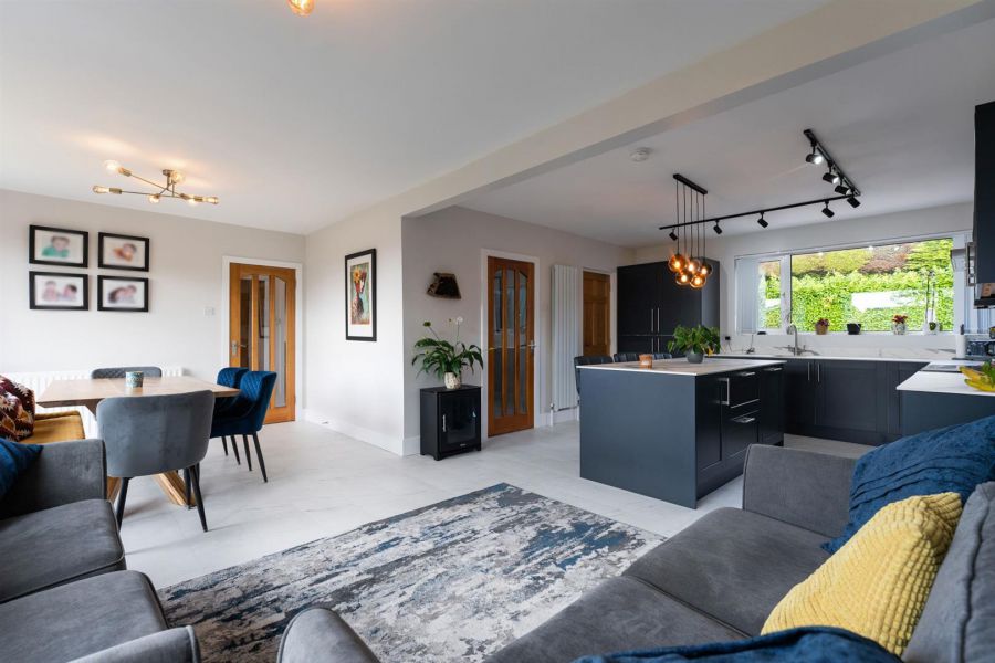 9 Silverbirch Park