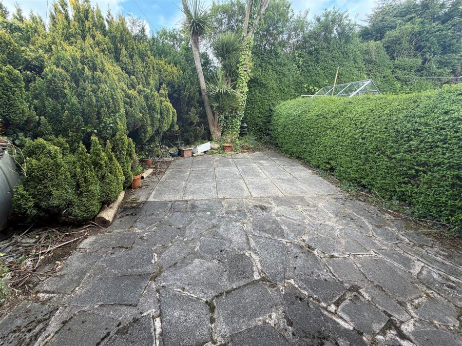 32 Strathearn Park