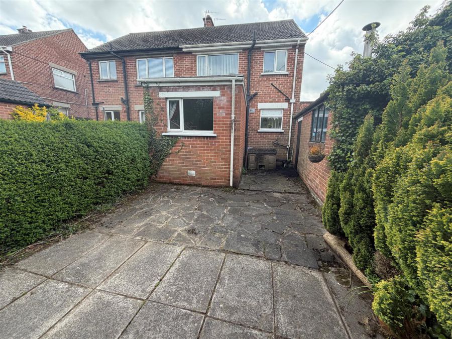 32 Strathearn Park