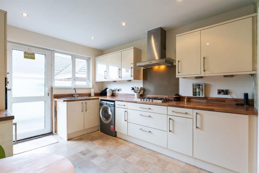 7 Laragh Park